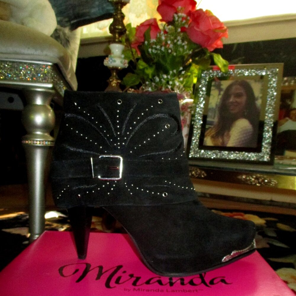 Miranda Lambert Larissa Boots